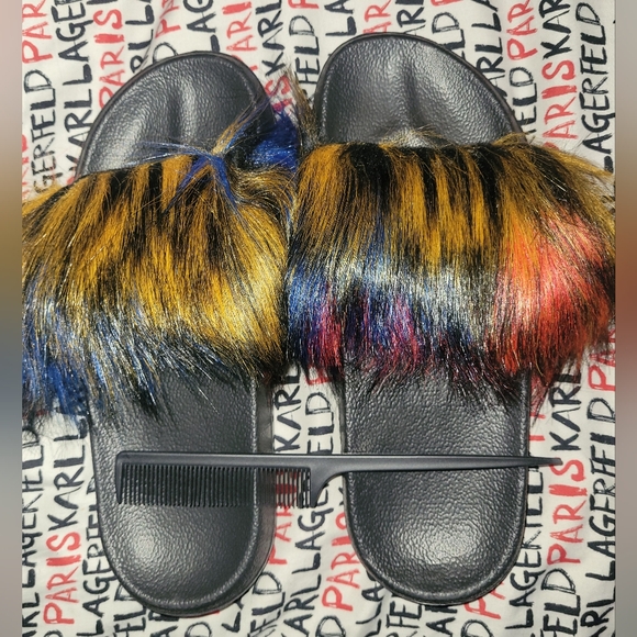 New valpeak multicolor furry slide shoes women's size 10 with comb - Picture 4 of 4